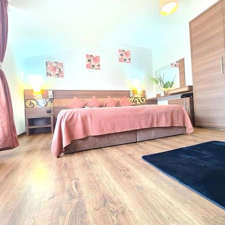 Bed and Breakfast Garsoniera privata Bukareszt Zewnętrze zdjęcie